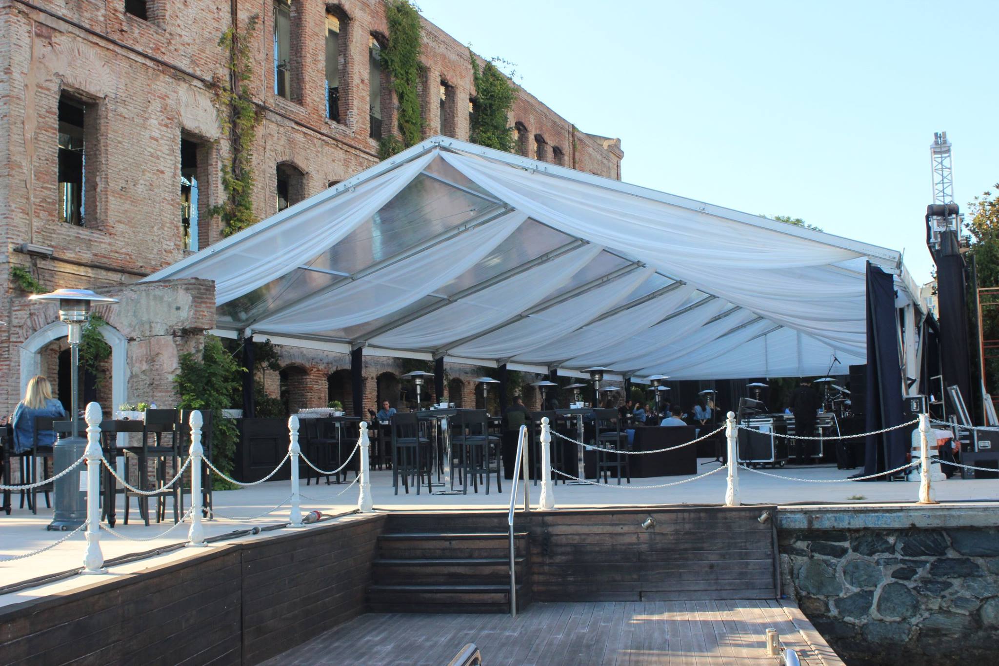 Amazon Kiralık Çadır